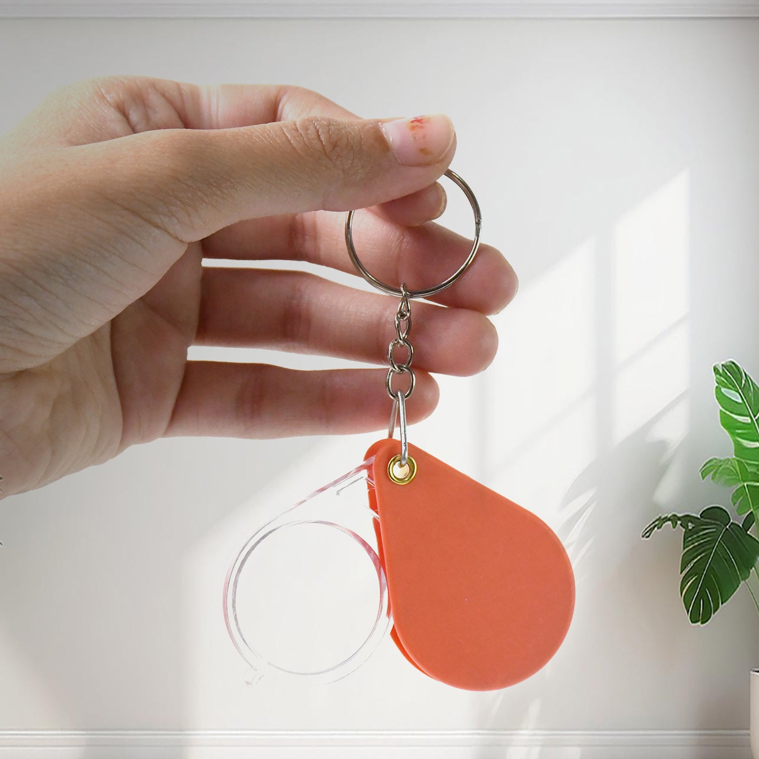 Folding Magnifier Portable Mini Magnifier Keychain (1 Pc) Folding Magnifier Portable Mini Magnifier Keychain (1 Pc)